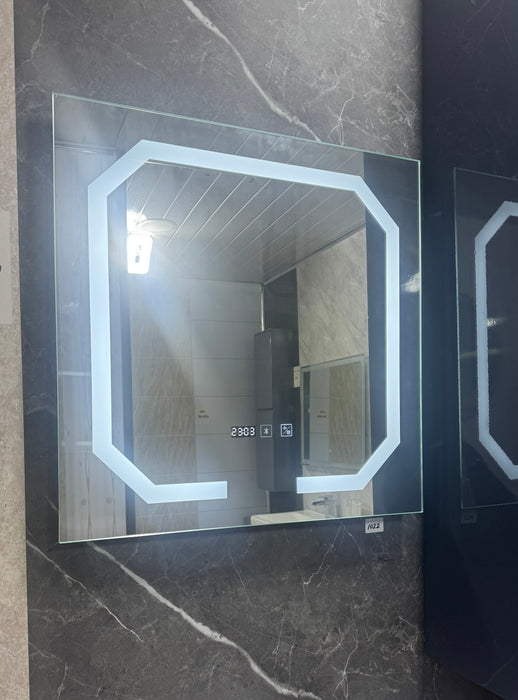 1022 LED & Bluetooth Mirror